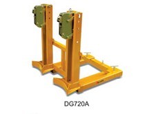 叉車專用油桶搬運(yùn)夾