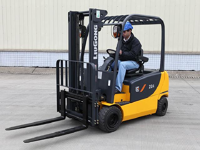 CLG系列四支點雙驅2.0T